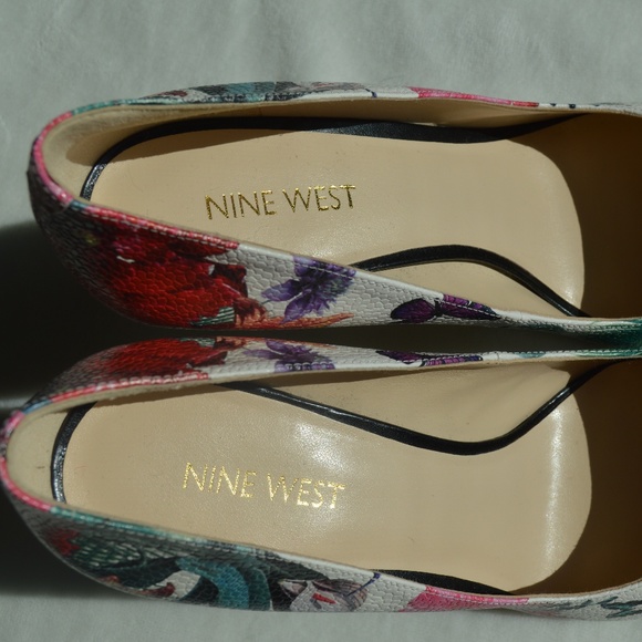 Nine West Pumps - Picture 6 of 7